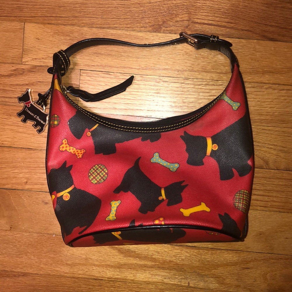 SLIGHTLY USED DOONEY&BOURKE HANDBAG